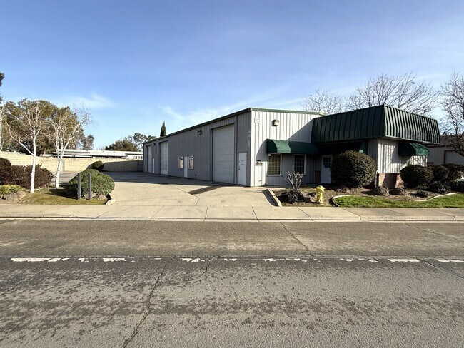 Plus de détails pour 835 E Turner Rd, Lodi, CA - Industriel à louer