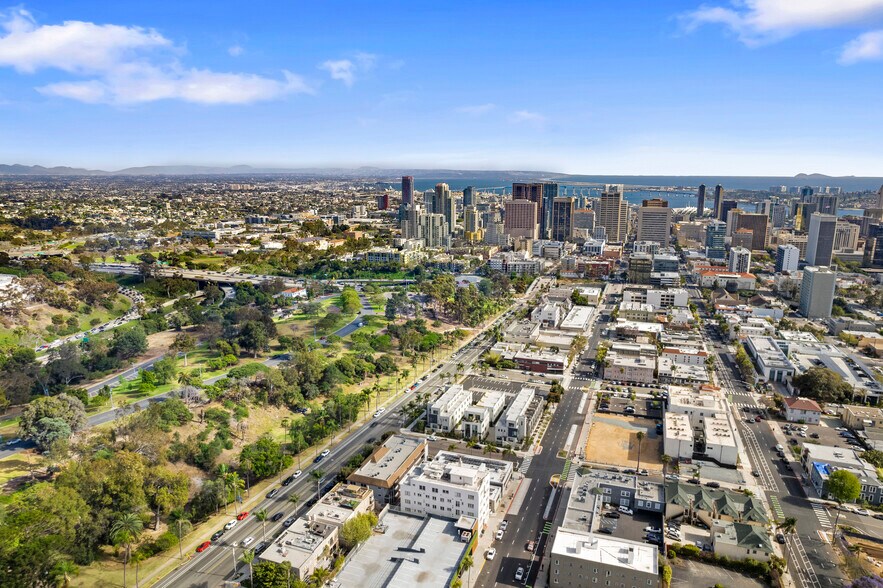 2164 2nd Ave, San Diego, CA à vendre - Photo du bâtiment - Image 2 de 24