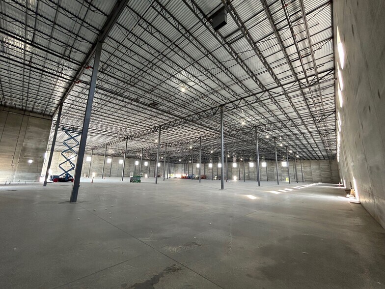 200 Murray Hill Pky, East Rutherford, NJ à louer - Photo intérieure - Image 2 de 10