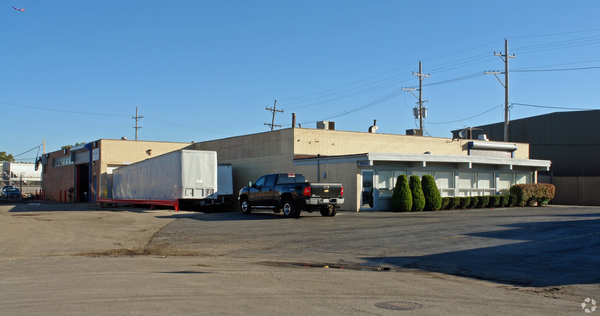 6842 W 60th Pl, Chicago, IL à vendre Photo principale- Image 1 de 1