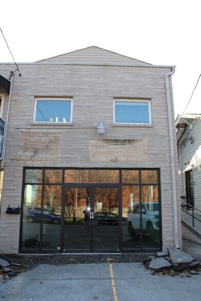 116 Bauer Ave, Louisville, KY à louer - Photo du bâtiment - Image 1 de 5