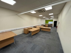 Brook Hl, Woodstock for lease Interior Photo- Image 1 of 2