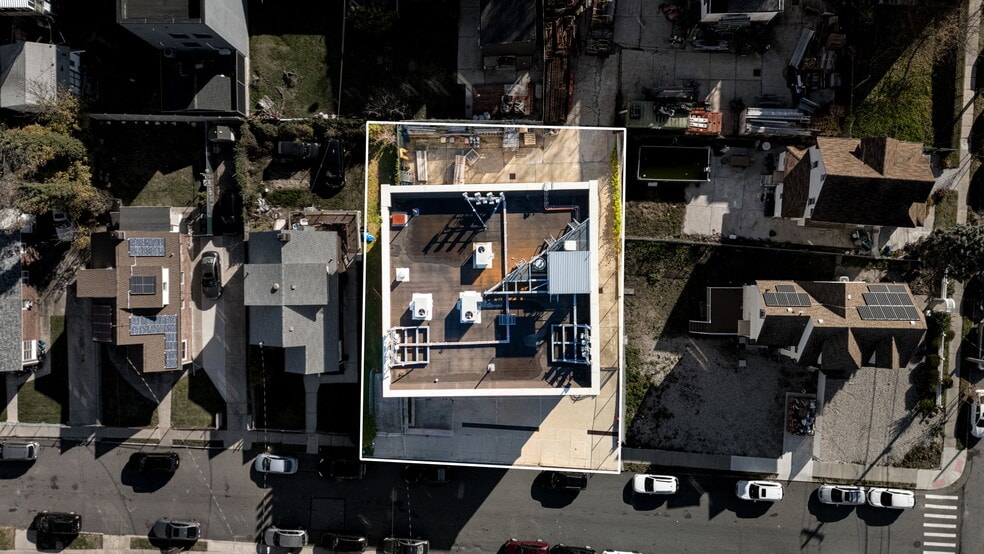 188 Van Buren St, Staten Island, NY for sale - Aerial - Image 3 of 36