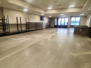 8600-8660 N Boardwalk Ave, Kansas City, MO à louer Photo intérieure- Image 2 de 3