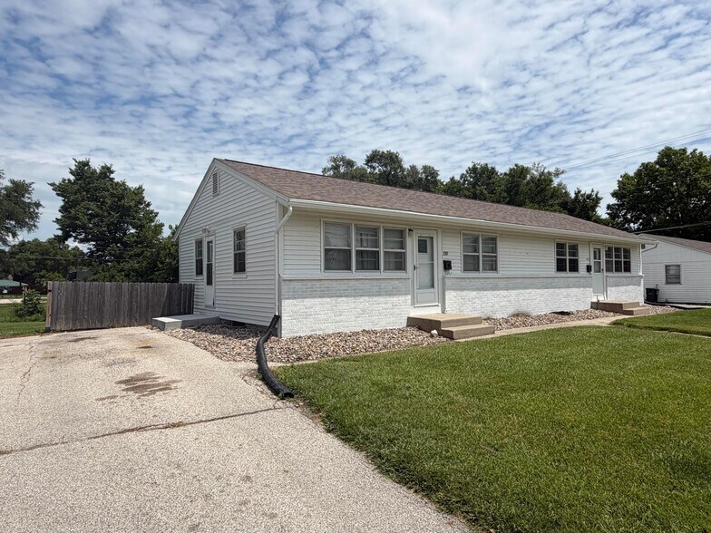 3517-3519 Tripp St, Ames, IA for sale - Building Photo - Image 3 of 10