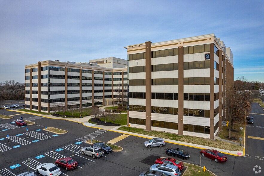 3 Executive Campus, Cherry Hill, NJ for lease - Building Photo - Image 1 of 16