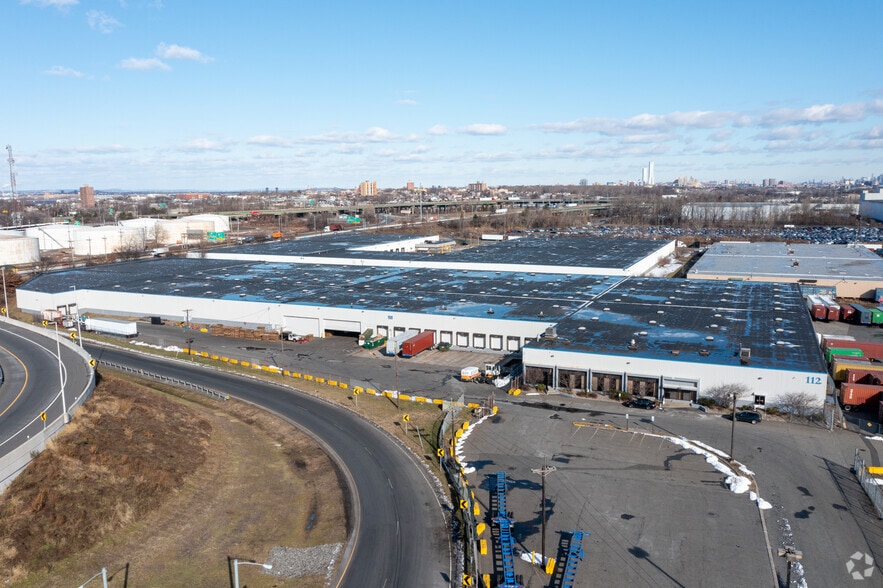112 Port Jersey Blvd, Jersey City, NJ à louer - Photo du bâtiment - Image 2 de 4