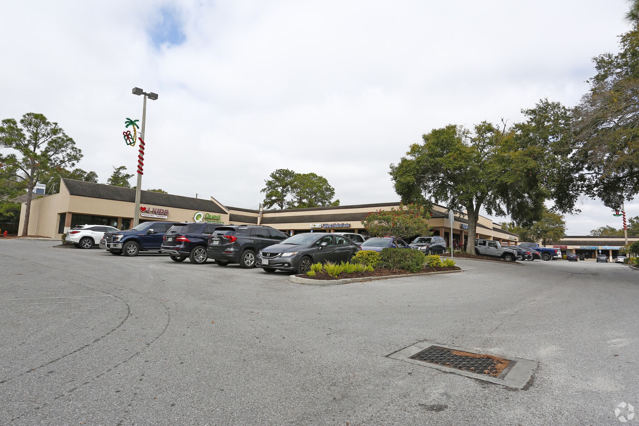 31918 US Highway 19 N, Palm Harbor, FL for lease Primary Photo- Image 1 of 24