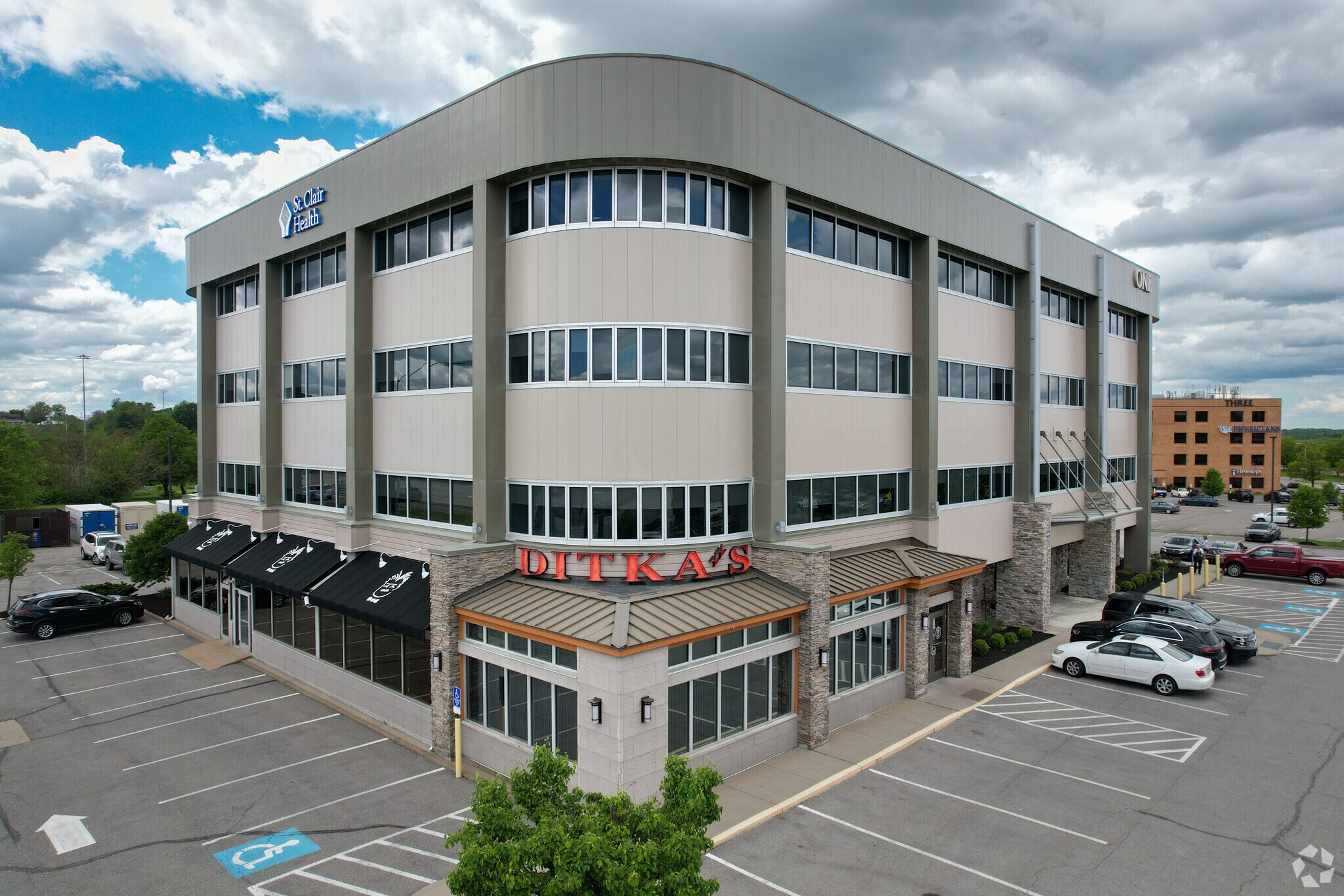 1 Robinson Plz, Pittsburgh, PA for lease Building Photo- Image 1 of 7