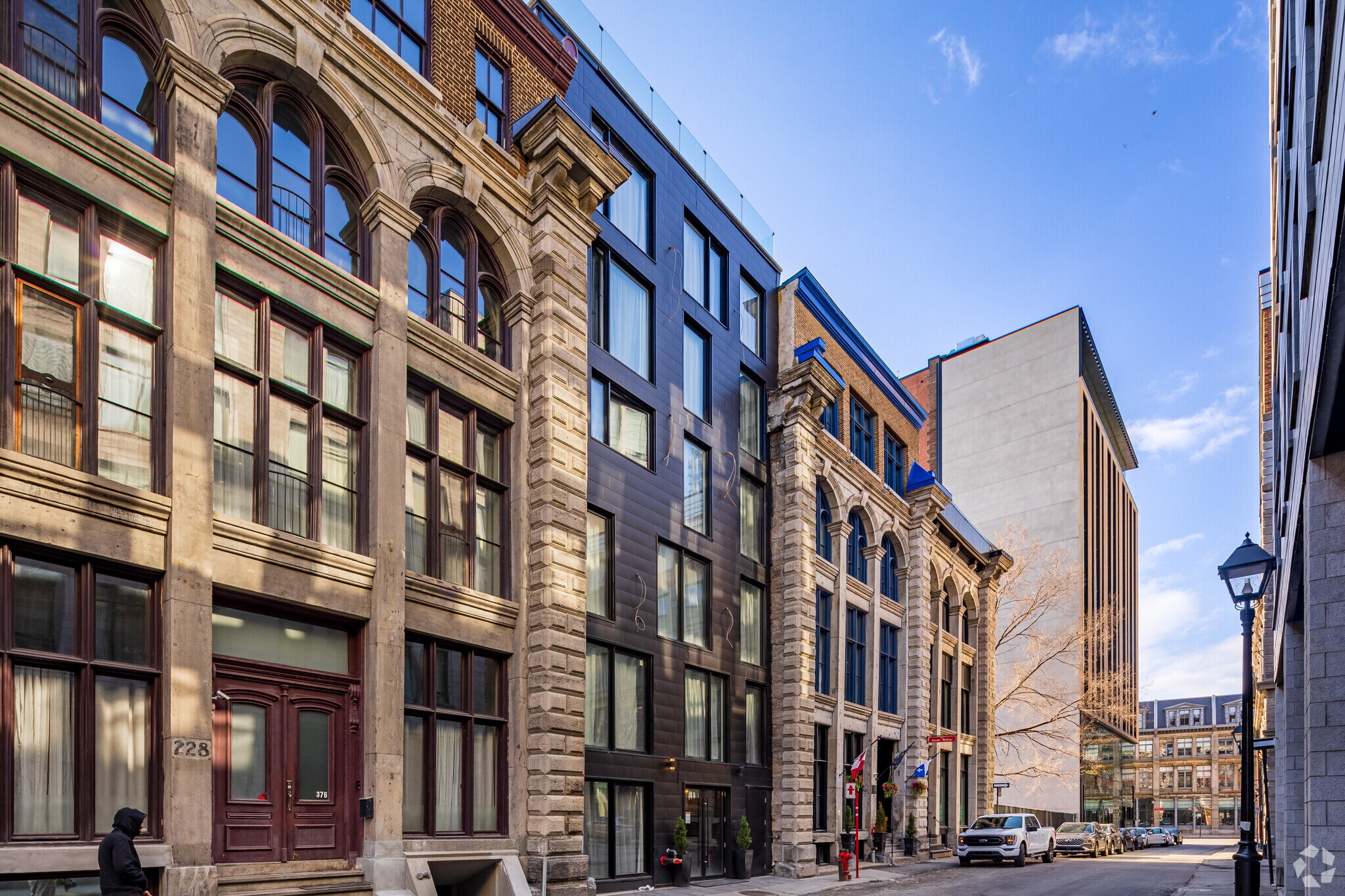 380 Rue Le Moyne, Montréal, QC for sale Primary Photo- Image 1 of 1