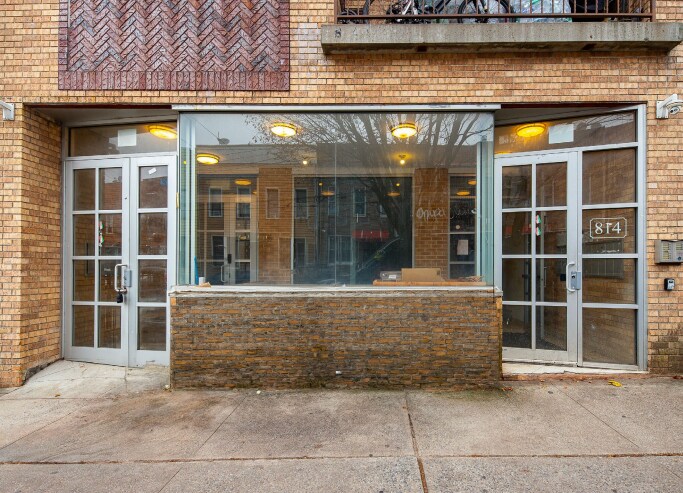 814 40th St, Brooklyn, NY à louer Photo du bâtiment- Image 1 de 2