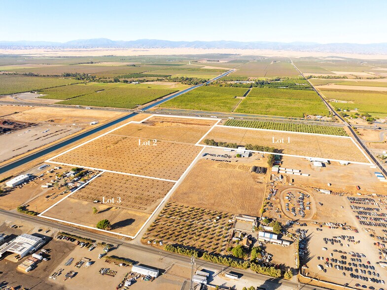 3785 Hwy 99 W, Orland, CA à vendre - Photo du bâtiment - Image 2 de 34