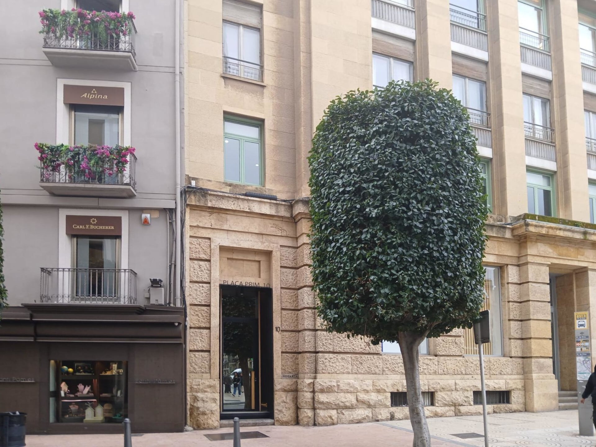 Plaça Prim, 10, Reus, Tarragona for lease Interior Photo- Image 1 of 10