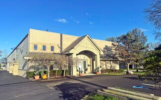 Plus de détails pour 1438 N Crooks Rd, Clawson, MI - Industriel à vendre