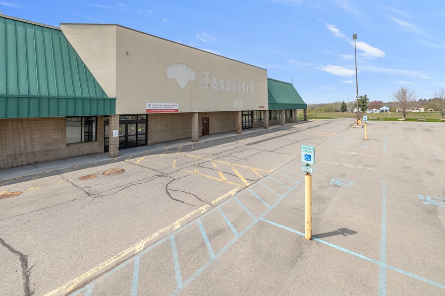 6100-6180 St. Lawrence Centre, Massena, NY for sale - Building Photo - Image 3 of 7