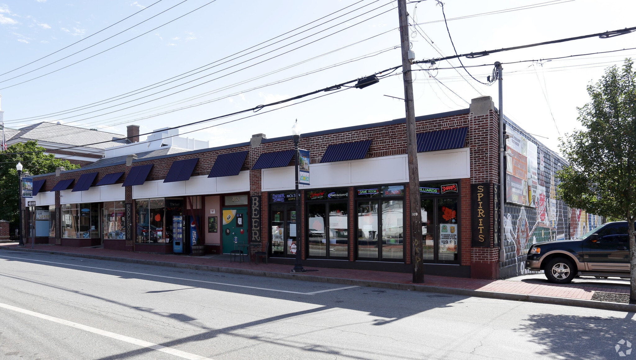 2020-2026 Smith St, North Providence, RI for sale Primary Photo- Image 1 of 47