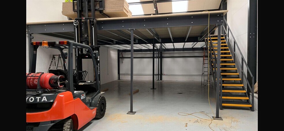 B4 Rotherhill Business Park, Thorpe Rd, Melton Mowbray for sale - Building Photo - Image 3 of 12