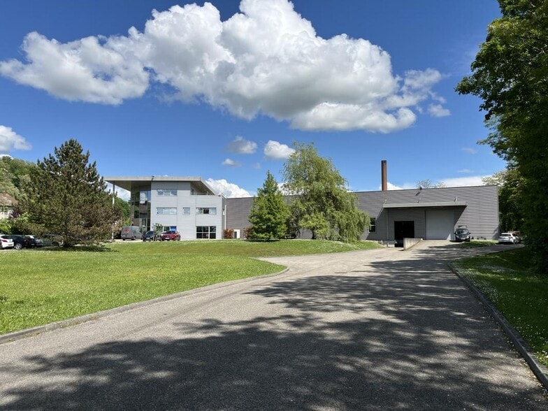 12 Avenue De Savoie, Saint-Clair-de-la-Tour à vendre - Photo du bâtiment - Image 3 de 20