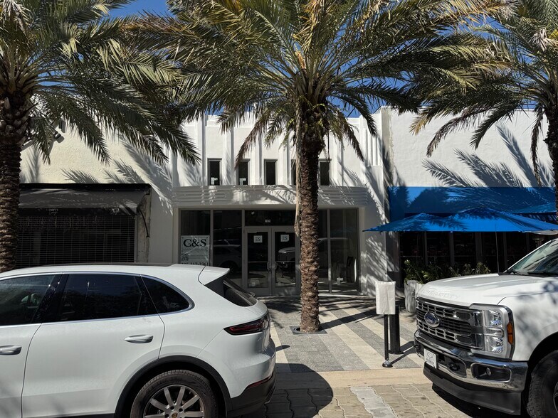 1929 Hollywood Blvd, Hollywood, FL à louer - Photo du bâtiment - Image 2 de 11