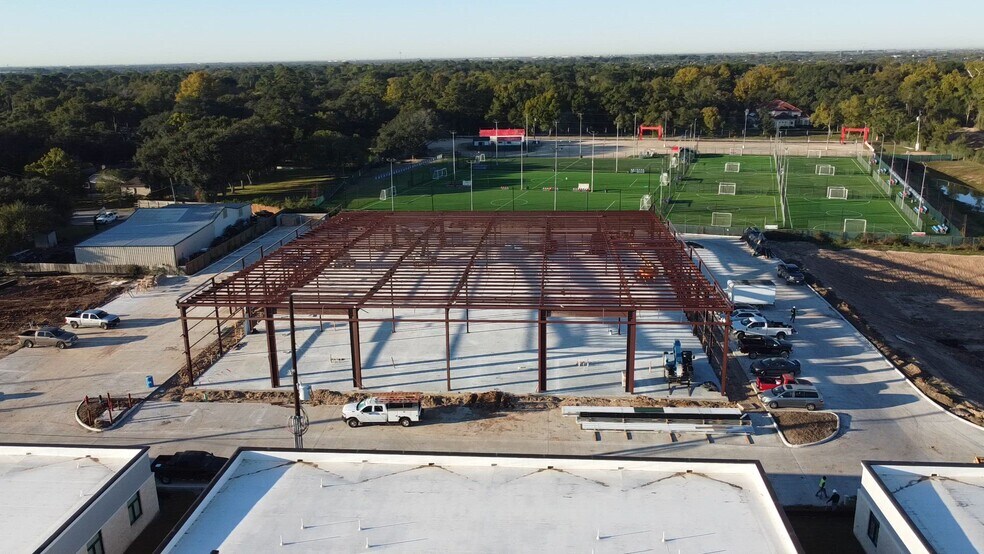 26717 Westheimer Pky, Katy, TX à louer - Vidéo sur l’inscription commerciale - Image 2 de 7