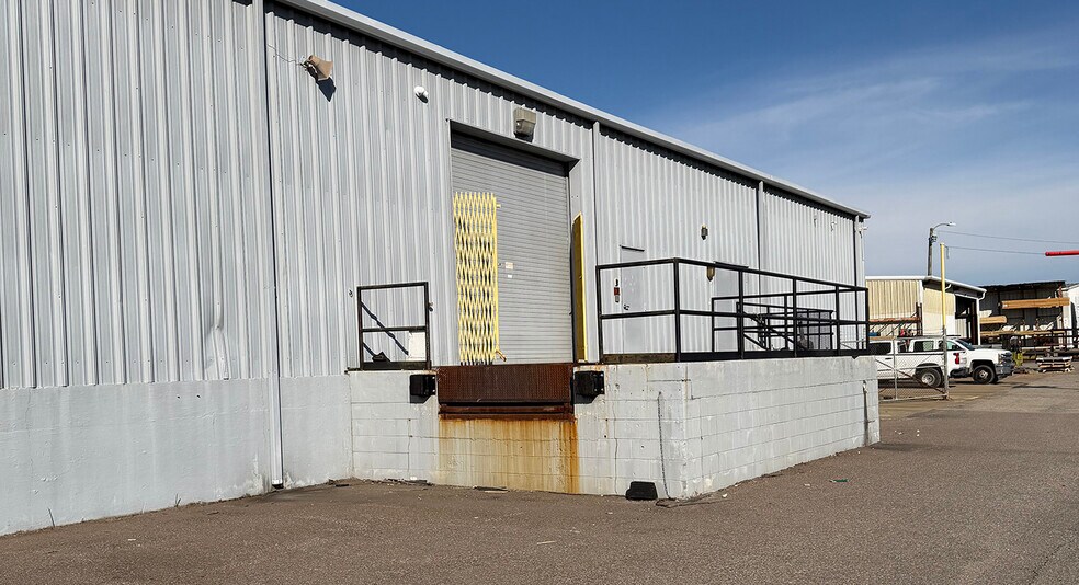 1708-1710 W Hundred Rd, Chester, VA à louer - Photo du bâtiment - Image 2 de 5