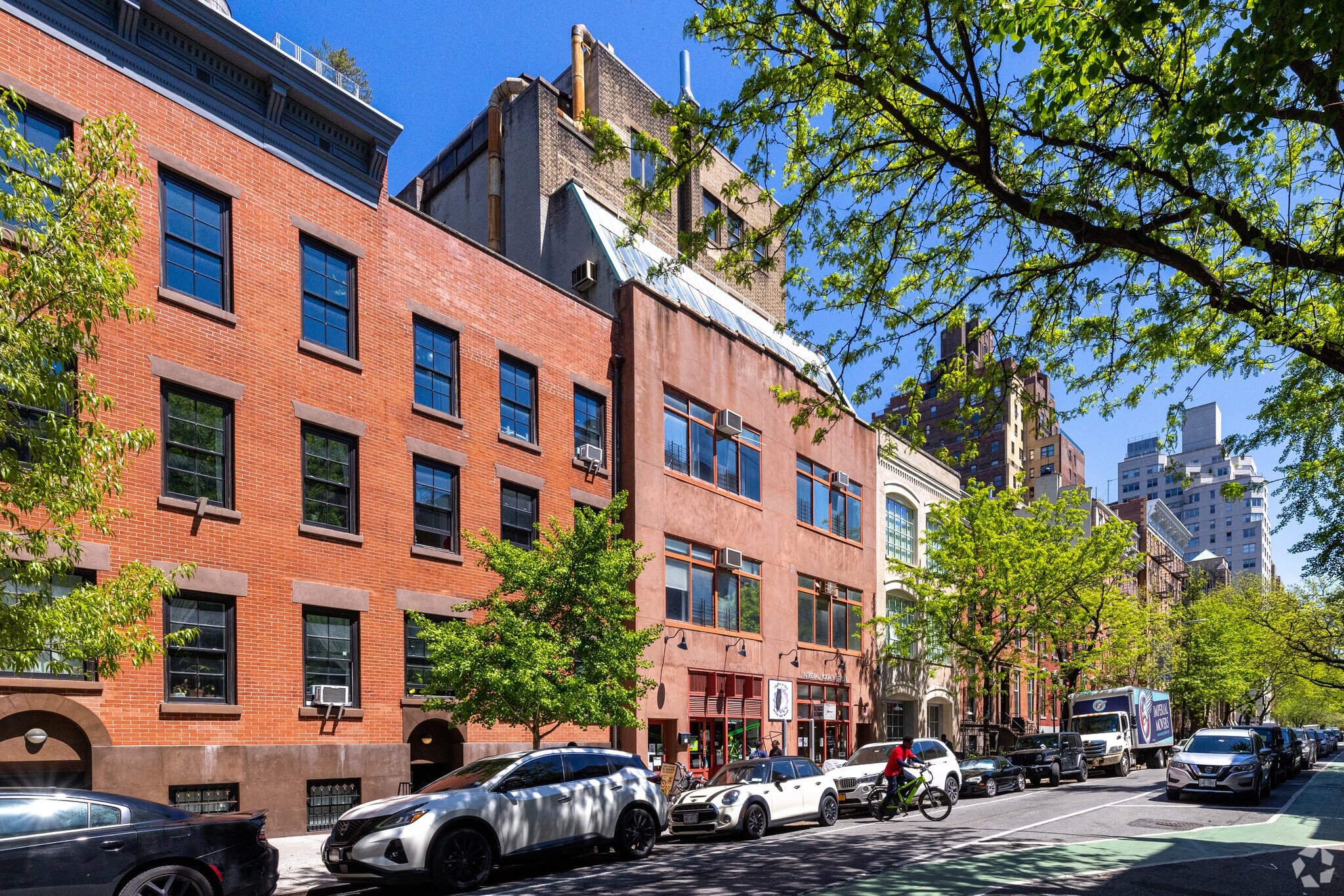 227 W 13th St, New York, NY for sale Primary Photo- Image 1 of 6