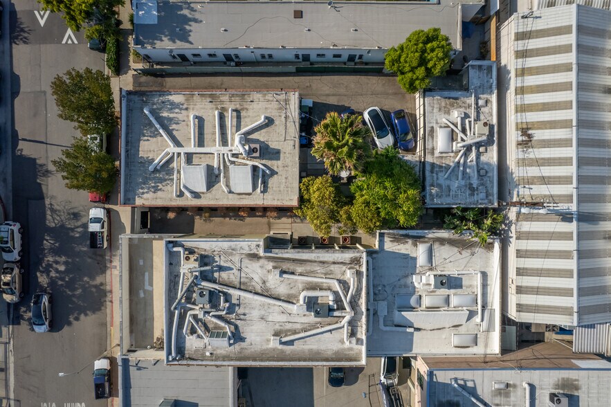 1108 Tamarind Ave, Los Angeles, CA à vendre - Photo du bâtiment - Image 2 de 18