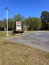 1925 George Washington Mem Hwy, Gloucester Point, VA à louer Photo intérieure- Image 2 de 4