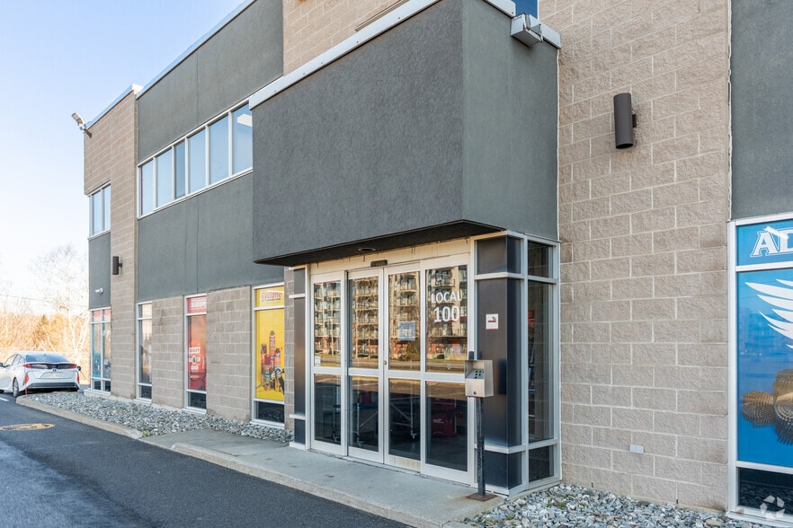 1010 Rte Des Rivières, Lévis, QC for sale - Building Photo - Image 3 of 4
