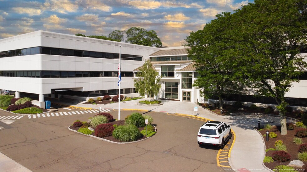 148 East Ave, Norwalk, CT à vendre - Photo du bâtiment - Image 2 de 7