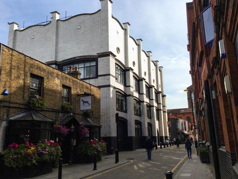 Barley Mow Passage, Londres à louer - Photo du bâtiment - Image 2 de 5