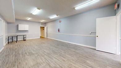 501-527 S Paula Dr, Dunedin, FL for lease Matterport 3D Scan- Image 1 of 9