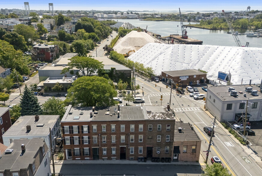 Chelsea Mixed-Use Portfolio portfolio of 2 properties for sale on LoopNet.ca - Aerial - Image 1 of 12
