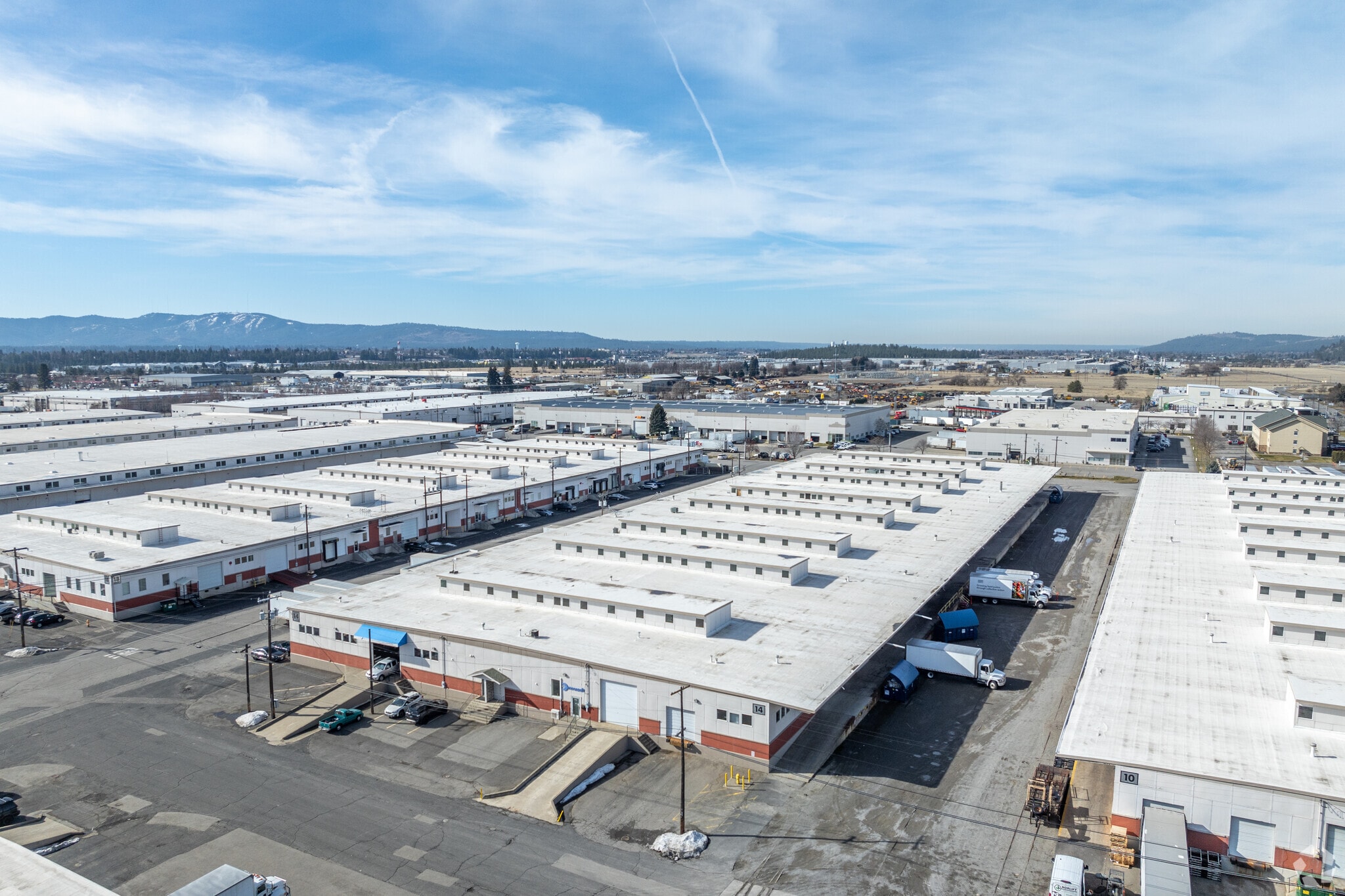 3808 N Sullivan Rd, Spokane Valley, WA for lease Primary Photo- Image 1 of 4