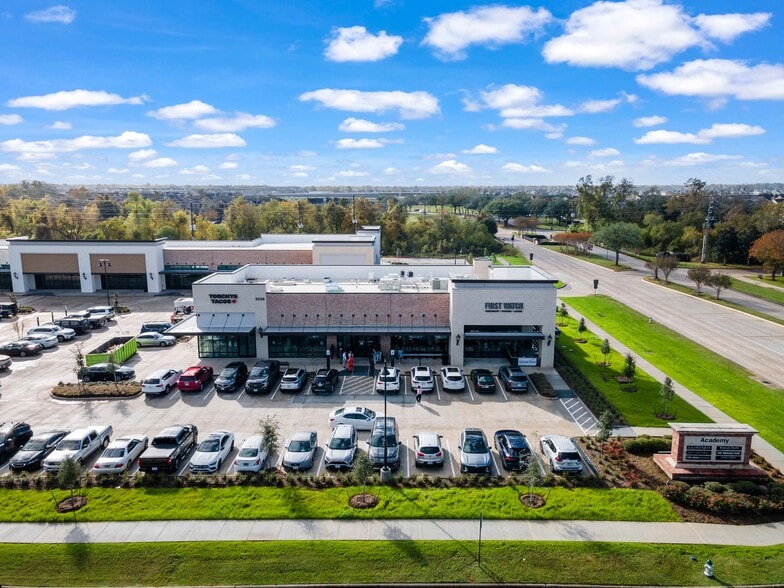 9018-9034 Sienna Crossing Dr, Missouri City, TX à louer - Photo du bâtiment - Image 3 de 15