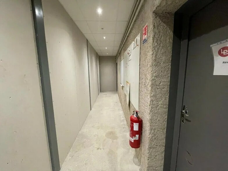 Flex dans Domarin à louer - Photo intérieure - Image 2 de 16