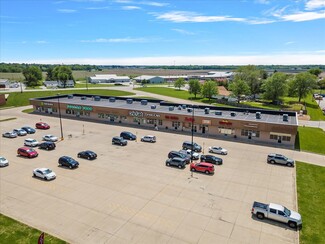 Plus de détails pour 1514-1528 W Springfield Rd, Taylorville, IL - Vente au détail à louer