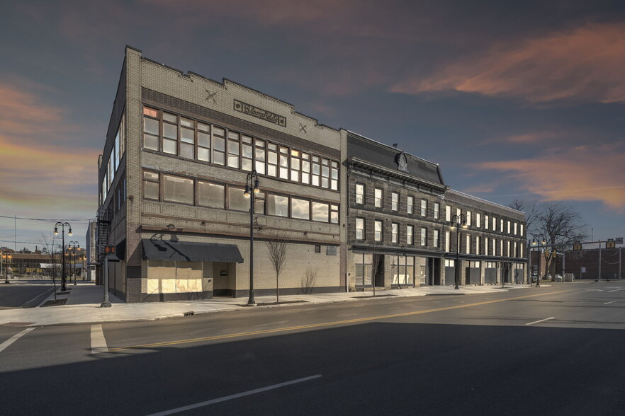 112-130 Erie St S, Massillon, OH for sale - Building Photo - Image 1 of 66