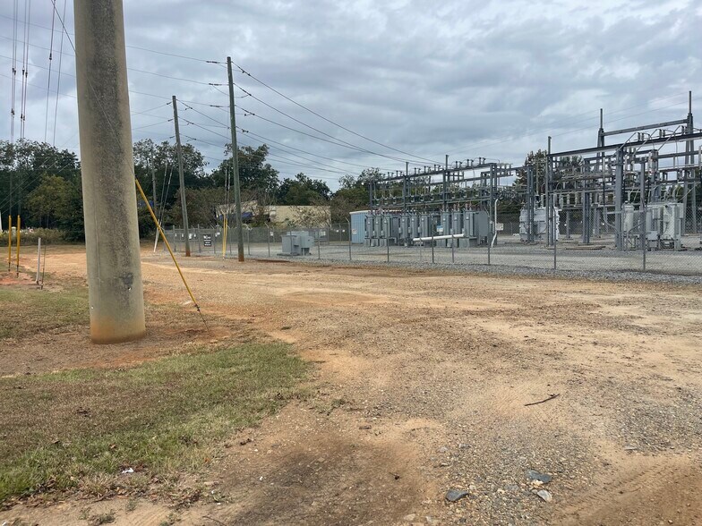 U.S. 341, Fort Valley, GA à vendre - Photo du bâtiment - Image 2 de 5