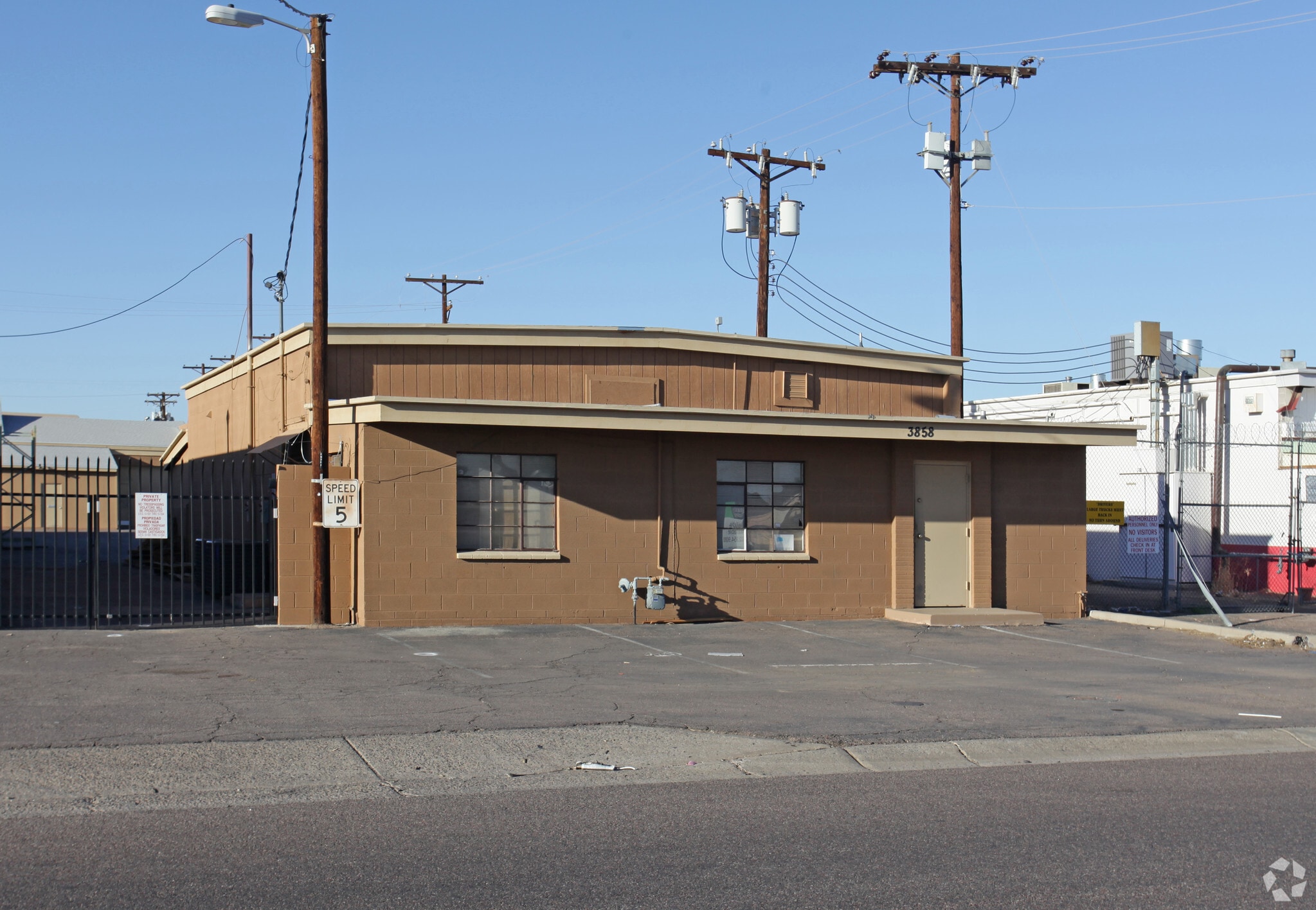 3856 W Clarendon Ave, Phoenix, AZ for sale Primary Photo- Image 1 of 2