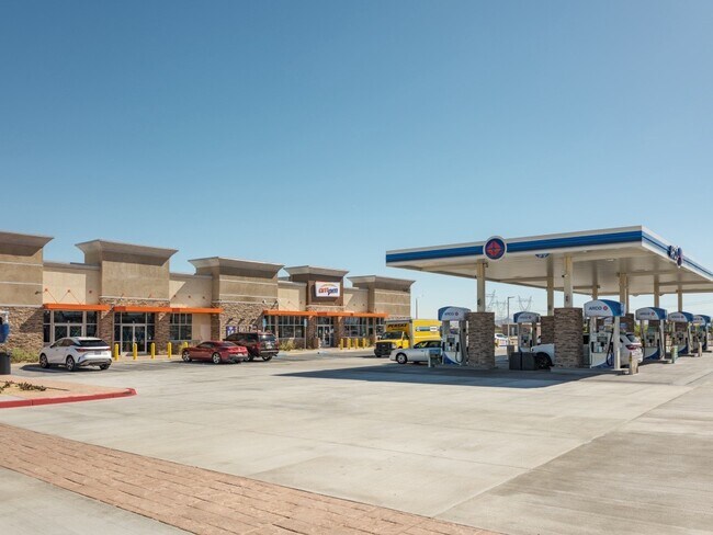 Plus de détails pour 14402 Mojave Dr, Victorville, CA - Commerce de détail à louer