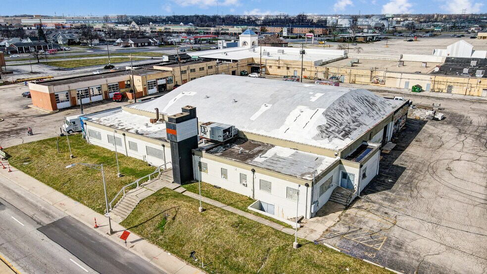 3440 W Broad St, Columbus, OH à vendre - Photo du bâtiment - Image 2 de 31