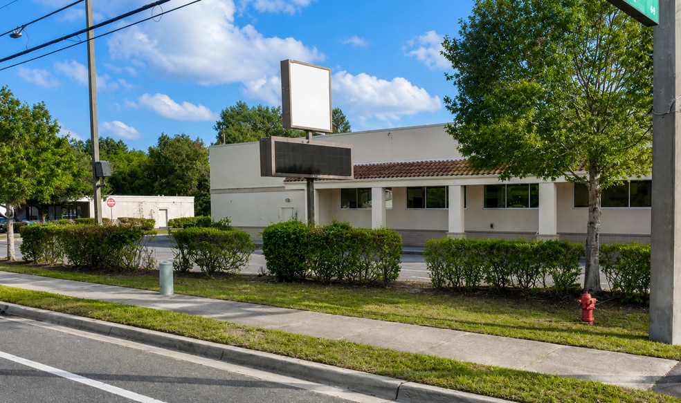 2705 Highway 44 W, Inverness, FL à louer - Photo du bâtiment - Image 2 de 5