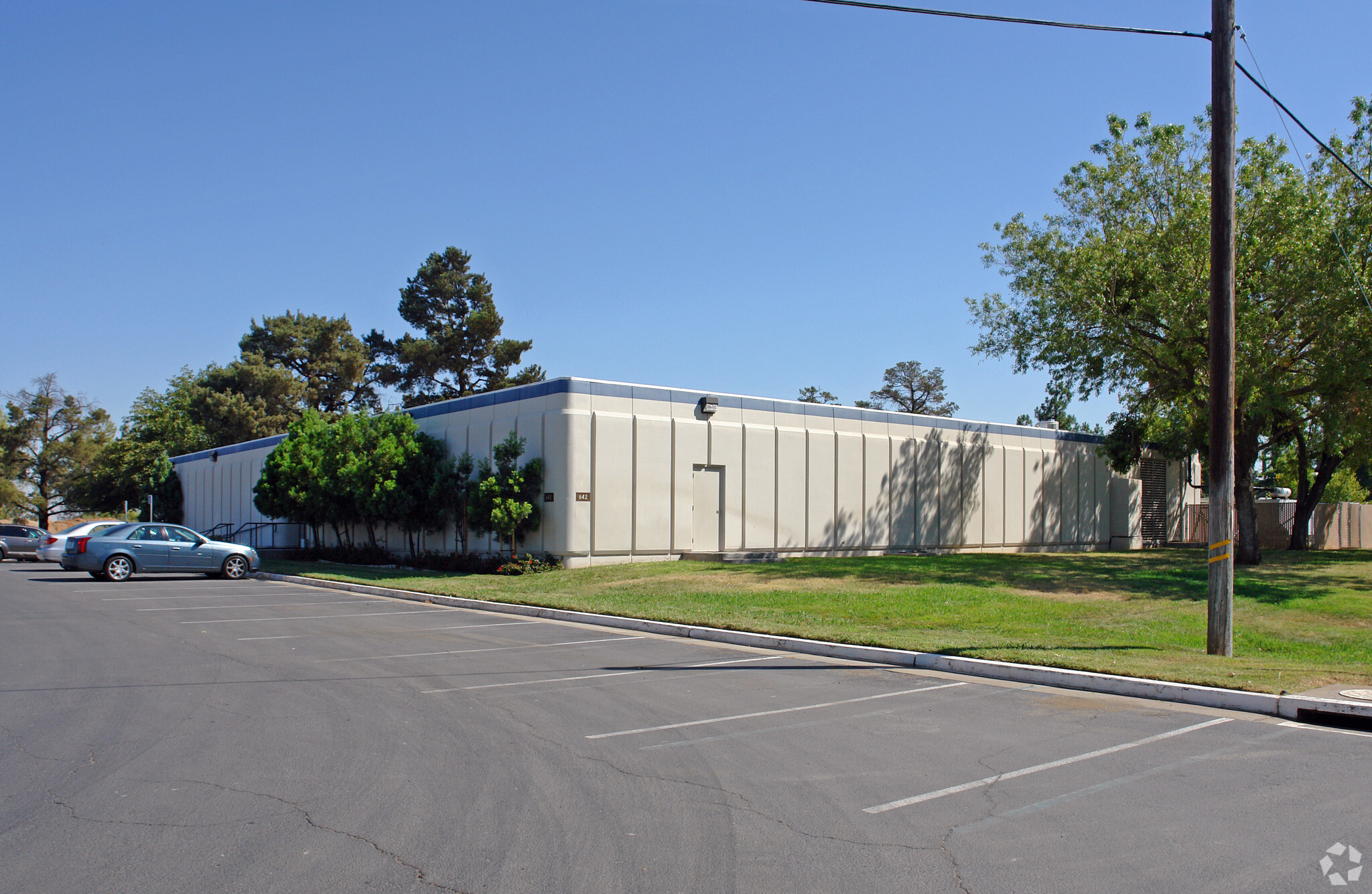 4326 Forcum Ave, Mcclellan, CA for sale Primary Photo- Image 1 of 1