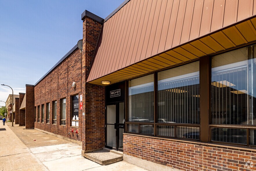 1493-1517 Rue Antonio-Barbeau, Montréal, QC for lease - Building Photo - Image 2 of 20