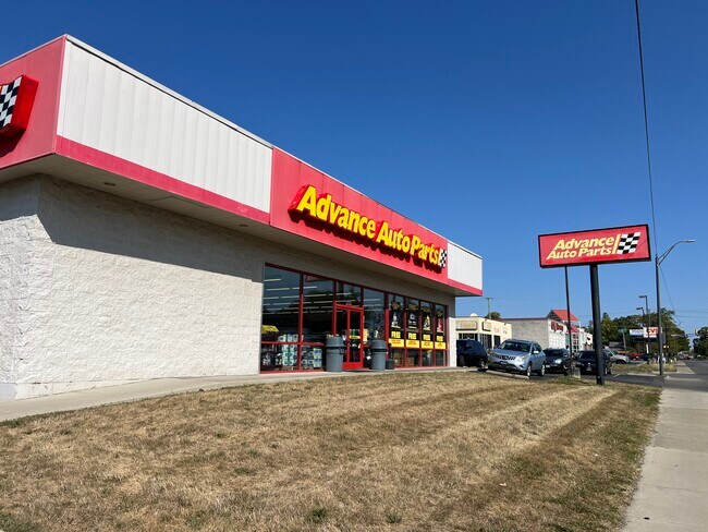 Plus de détails pour 2001 S Madison St, Muncie, IN - Commerce de détail à vendre