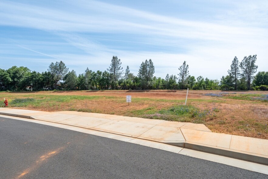 Airport Rd, Redding, CA for sale - Building Photo - Image 3 of 4