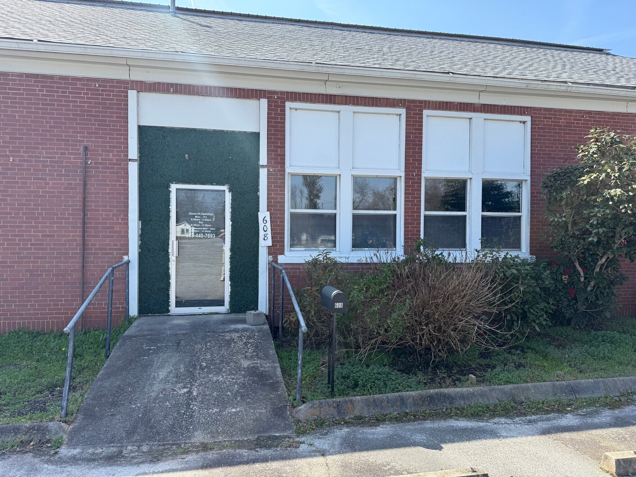 608 Fleming St, Laurens, SC for lease Primary Photo- Image 1 of 3