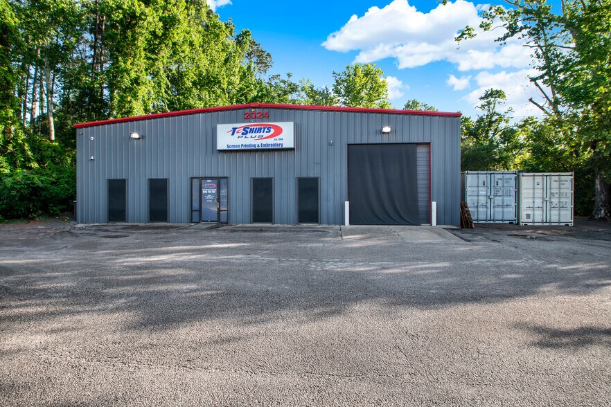 2024 Fm-2854 Rd, Conroe, TX à vendre - Photo du bâtiment - Image 2 de 14
