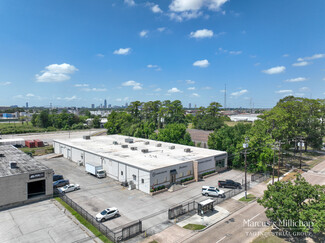 More details for 2821 W 11th St, Houston, TX - Flex for Lease